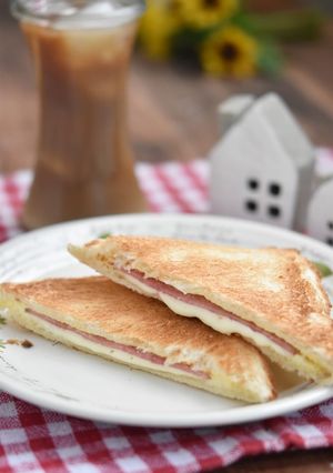 ランチパック風ハムチーズホットサンド-レシピのメイン写真