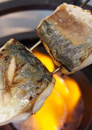 直火で焼くとさらにうまい!真鯵の塩焼き-レシピのメイン写真