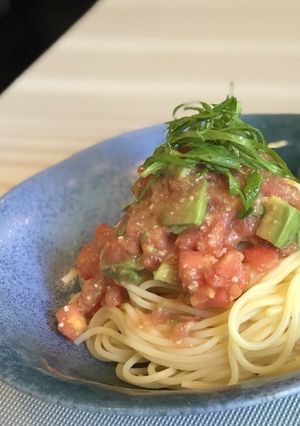 トマトとアボガドの冷製パスタ-レシピのメイン写真
