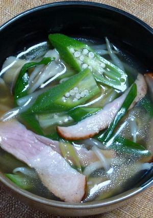 オクラと焼豚入り具だくさんの中華スープ-レシピのメイン写真