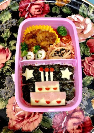 ケーキのお弁当☆キャラ弁☆お誕生日-レシピのメイン写真