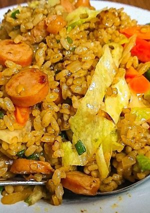 いい香りで食欲UP☆簡単カレーチャーハン-レシピのメイン写真