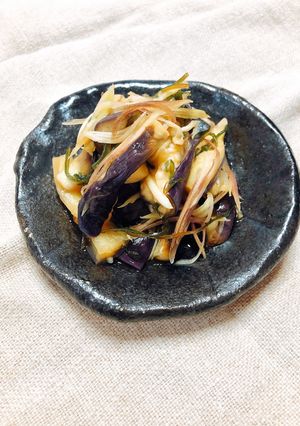 〈夏の味〉なすとみょうがの塩昆布和え-レシピのメイン写真
