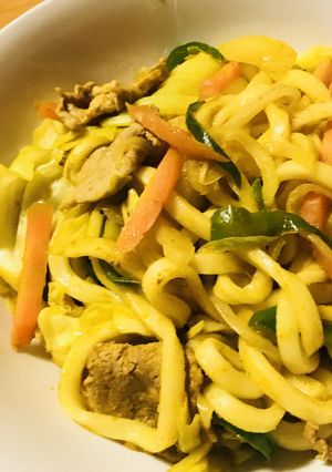 豚肉のドライカレー風●焼きうどん-レシピのメイン写真