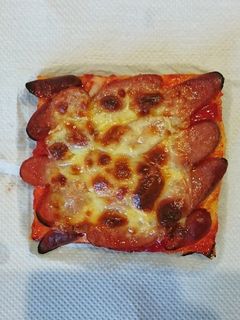 食パンで(^ω^)ピザ風トースト-レシピのメイン写真