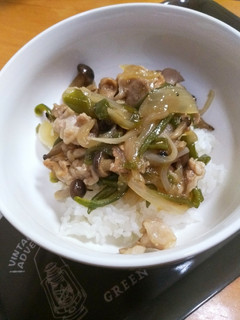 クィーンクック☆豚バラと野菜の甘辛丼-レシピのメイン写真
