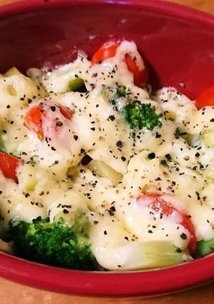 トマトとブロッコリーのマヨチーズ焼き-レシピのメイン写真