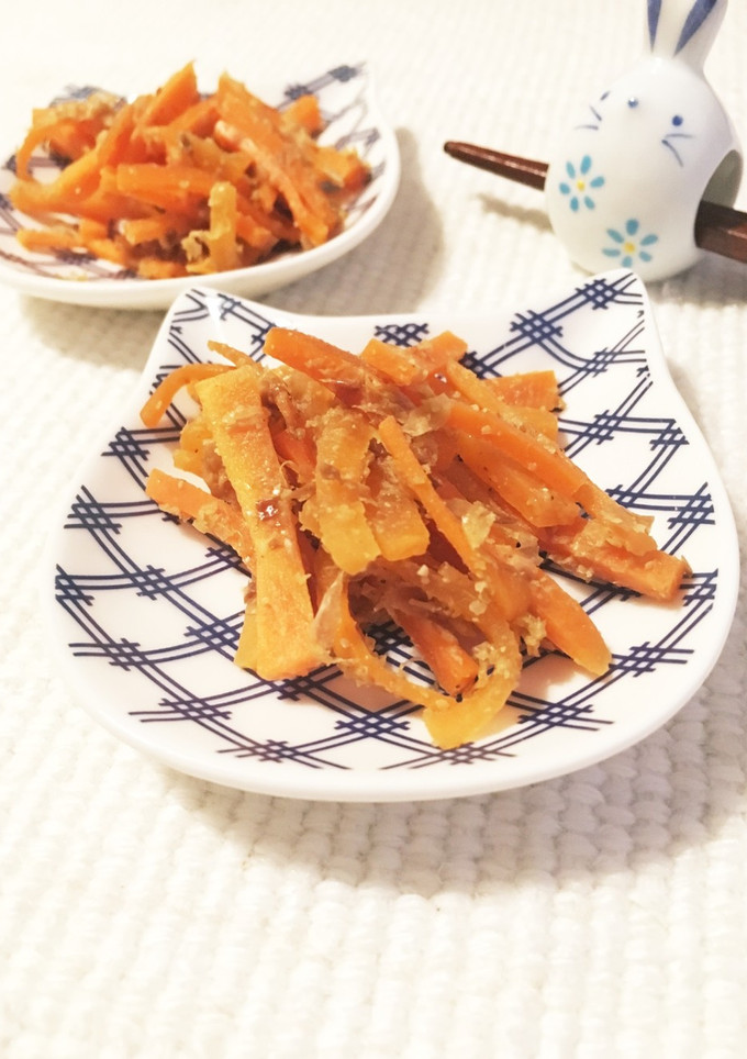 レンジで簡単♪にんじんのごまおかか和え♡-レシピのメイン写真