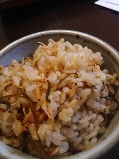 干しエビと塩昆布の簡単炊き込みご飯-レシピのメイン写真