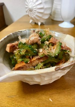 ゴーヤと唐辛子風味ローフのゆずポン炒め-レシピのメイン写真