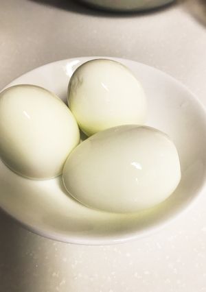 ゆで卵のイライラしないむき方-レシピのメイン写真