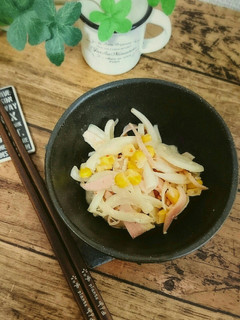 簡単❁*玉ねぎとハムのゴマだれサラダ-レシピのメイン写真