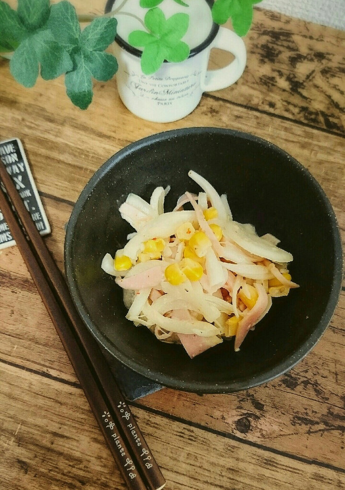 簡単❁*玉ねぎとハムのゴマだれサラダ-レシピのメイン写真