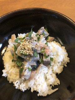 しめ鯖 大葉 ガリのさっぱり丼物-レシピのメイン写真