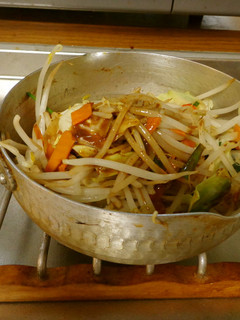 最速の野菜炒め入りのラーメン-レシピのメイン写真