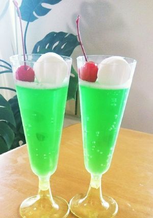 クリームソーダのゼリー-レシピのメイン写真