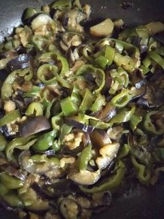 茄子とピーマンの味噌炒め煮-レシピのメイン写真