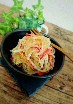 もやしとカニかまのごま中華春雨サラダ-レシピのメイン写真