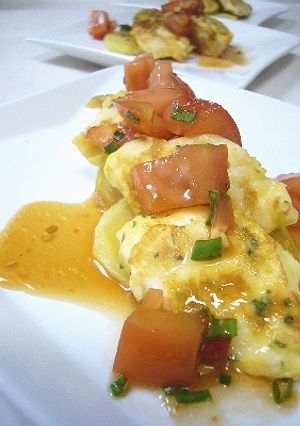 トマトだれで食べるあっさりピカタ-レシピのメイン写真