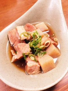 豚肩ロースブロックと蒟蒻の煮込み-レシピのメイン写真