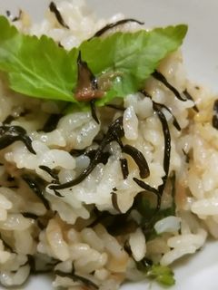 白だしで簡単梅ひじきごはん-レシピのメイン写真
