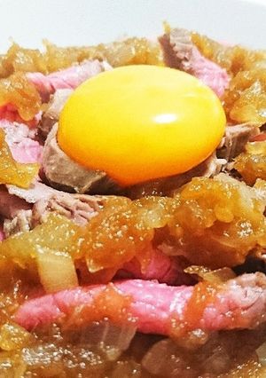 ガッツリ肉とタマネギローストビーフ丼-レシピのメイン写真