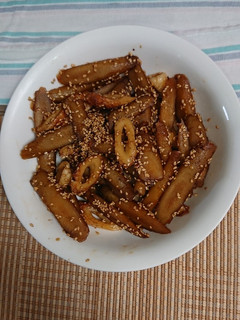 ゴボウとちくわのごま煮-レシピのメイン写真