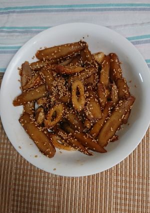 ゴボウとちくわのごま煮-レシピのメイン写真