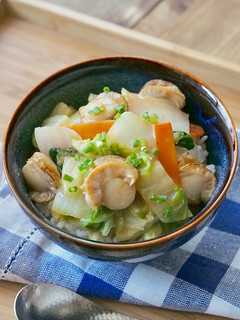 北海道産ほたてと白菜バター醤油あんかけ丼-レシピのメイン写真