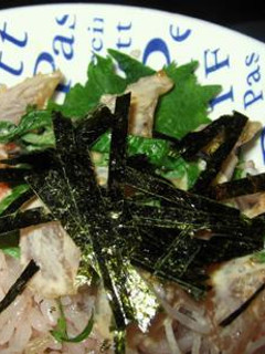 マグロの金のごまだれ漬け丼-レシピのメイン写真