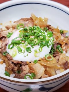 ぶっかけ生姜で手抜き生姜焼き丼-レシピのメイン写真