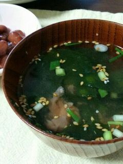 即席鍋なしで作る和風梅干しワカメスープ!-レシピのメイン写真
