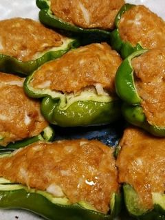 肉詰めピーマン〜学校給食編...♪*゚-レシピのメイン写真