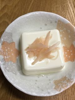 新生姜の甘酢漬けをのせた冷奴-レシピのメイン写真