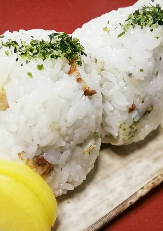 小腹すいたら～ちくわの磯辺揚げおにぎり♪-レシピのメイン写真