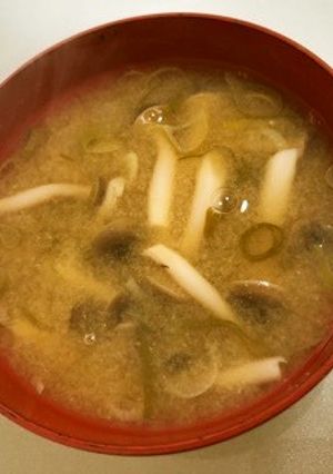 トマトだしの味噌汁-レシピのメイン写真