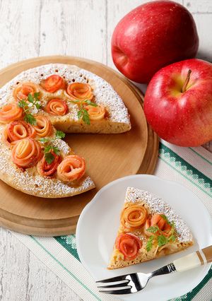 ミックス粉で簡単！りんごのお花ケーキ-レシピのメイン写真