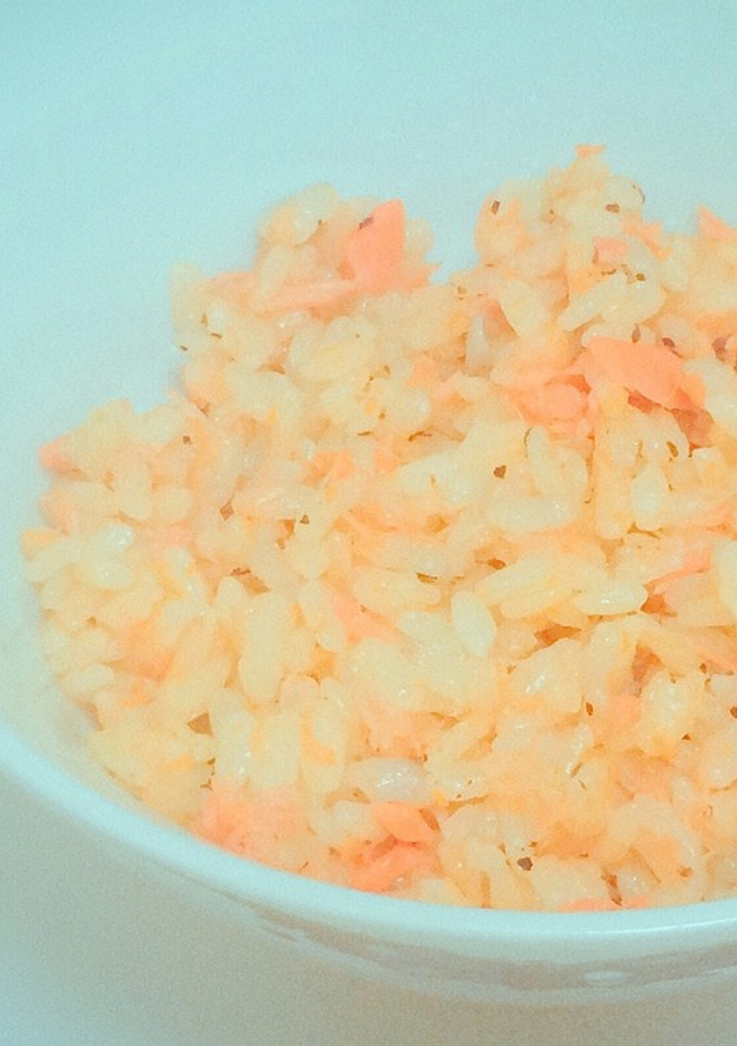 丸ごと人参と鮭の洋風炊き込みご飯-レシピのメイン写真