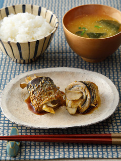 旬食材を満喫!さんまの照り焼ききのこ巻き-レシピのメイン写真