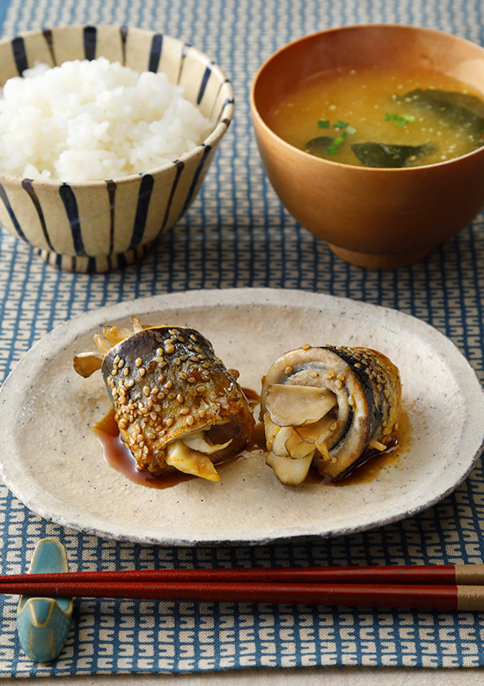 旬食材を満喫！さんまの照り焼ききのこ巻き-レシピのメイン写真