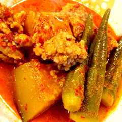 รูปของ 麻婆風☆かぼちゃとオクラの炒め煮〜♪