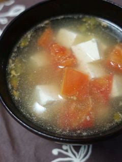 胡麻香るトマトと豆腐の中華スープ-レシピのメイン写真