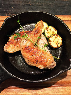 手羽先焼き♡スキレットでパリっと焼くだけ-レシピのメイン写真