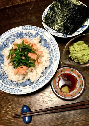 鮭と塩麹入りアボカドディップの手巻き寿司-レシピのメイン写真