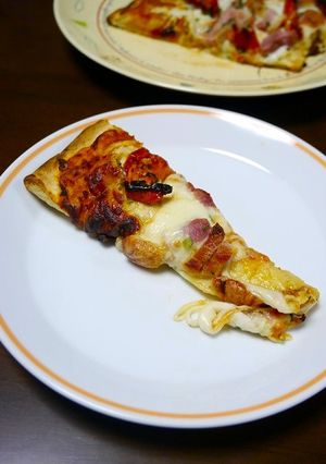 簡単！冷凍ピザの焼き方(コツあり)-レシピのメイン写真