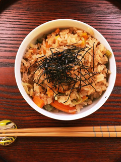 冷蔵庫の余り物で!ツナの炊き込みご飯-レシピのメイン写真