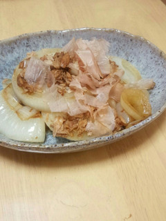 材料3つ!!簡単玉ねぎステーキ-レシピのメイン写真