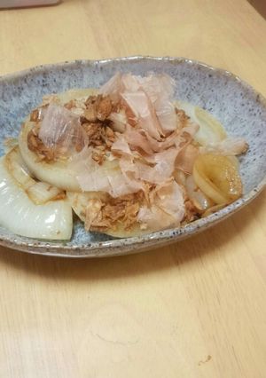 材料３つ！！簡単玉ねぎステーキ-レシピのメイン写真