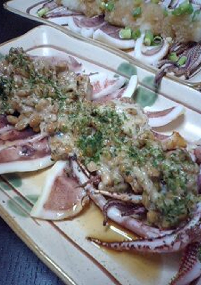 イカの一夜干し焼き、納豆乗せ-レシピのメイン写真