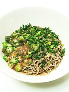 ぶっかけ梅肉オクラ蕎麦-レシピのメイン写真